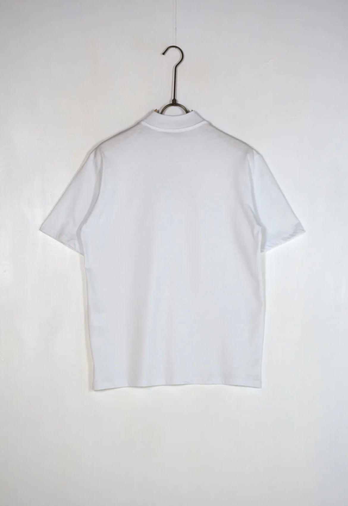 T-shirt white con girocollo