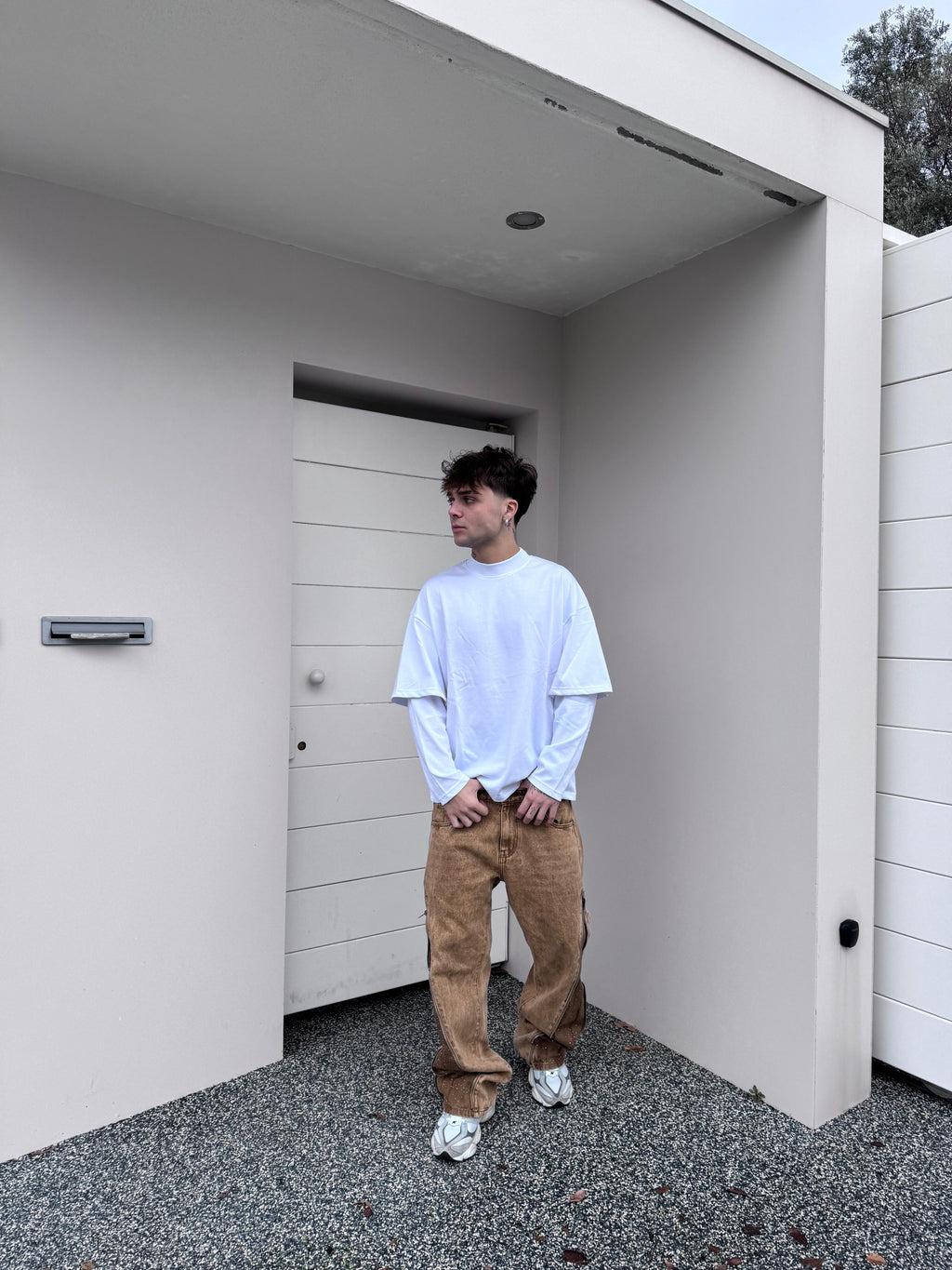 Long sleeve white