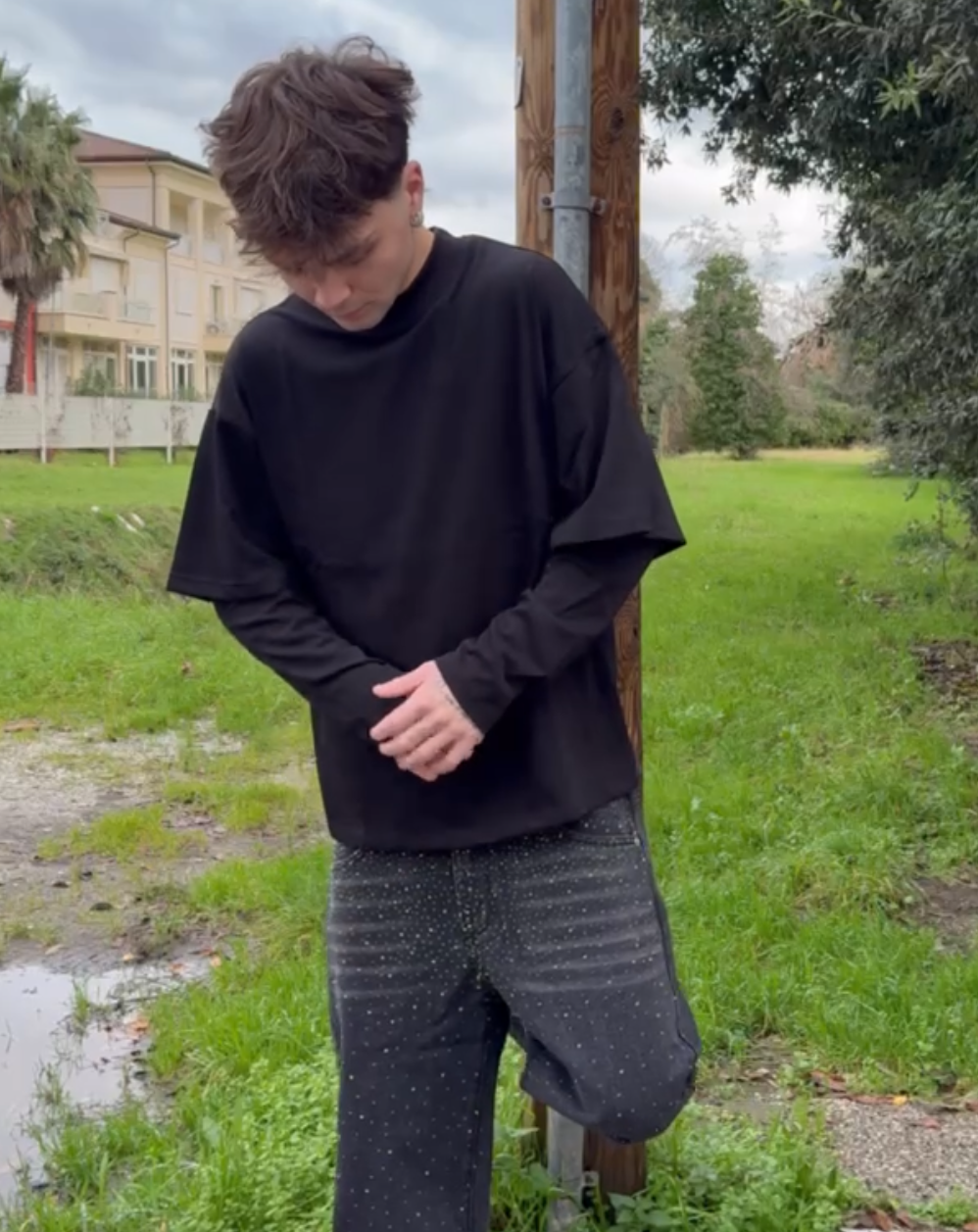 Long sleeve black